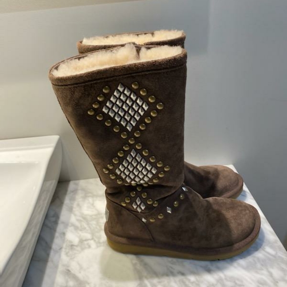 Ugg boots - Picture 3 of 5